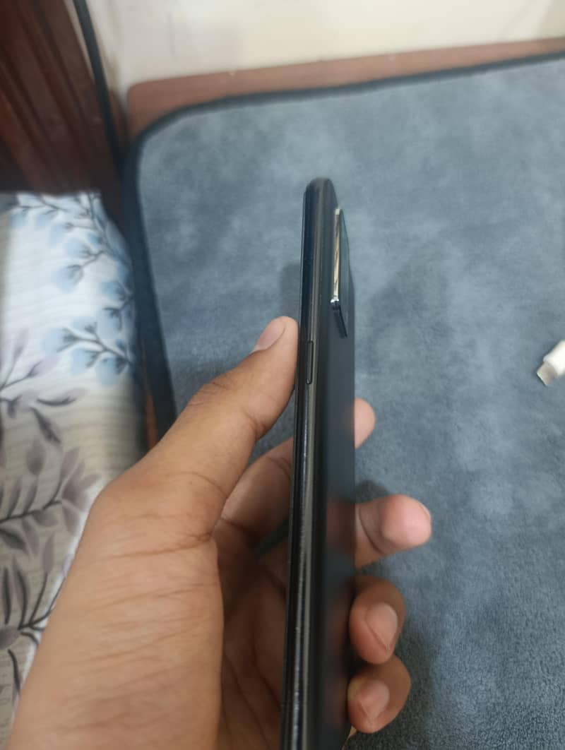 OPPO A95 5