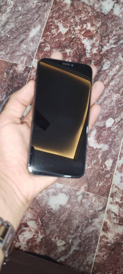 Apple iPhone XS