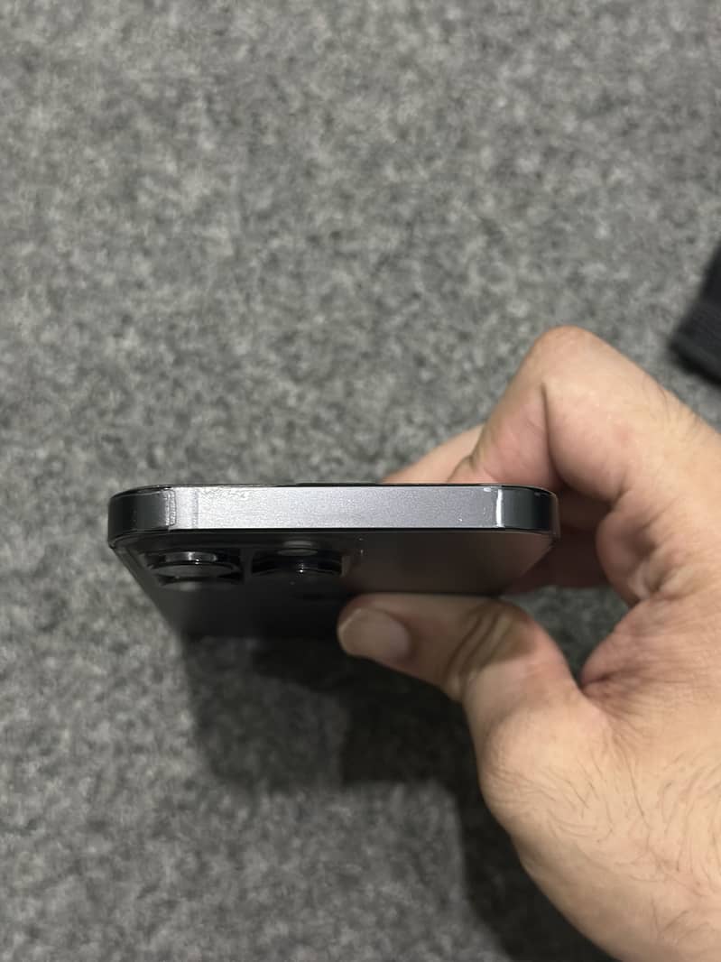 Apple iPhone 14 Pro Max 3