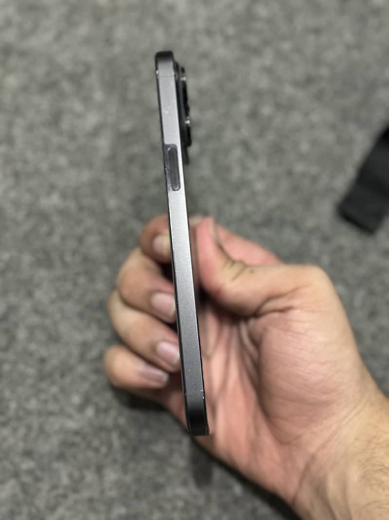 Apple iPhone 14 Pro Max 5