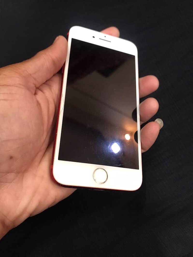 Apple iPhone 7 1