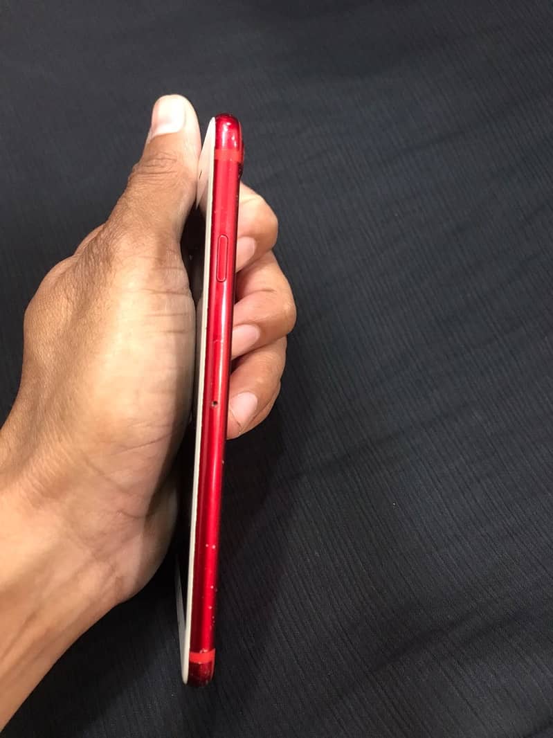 Apple iPhone 7 2