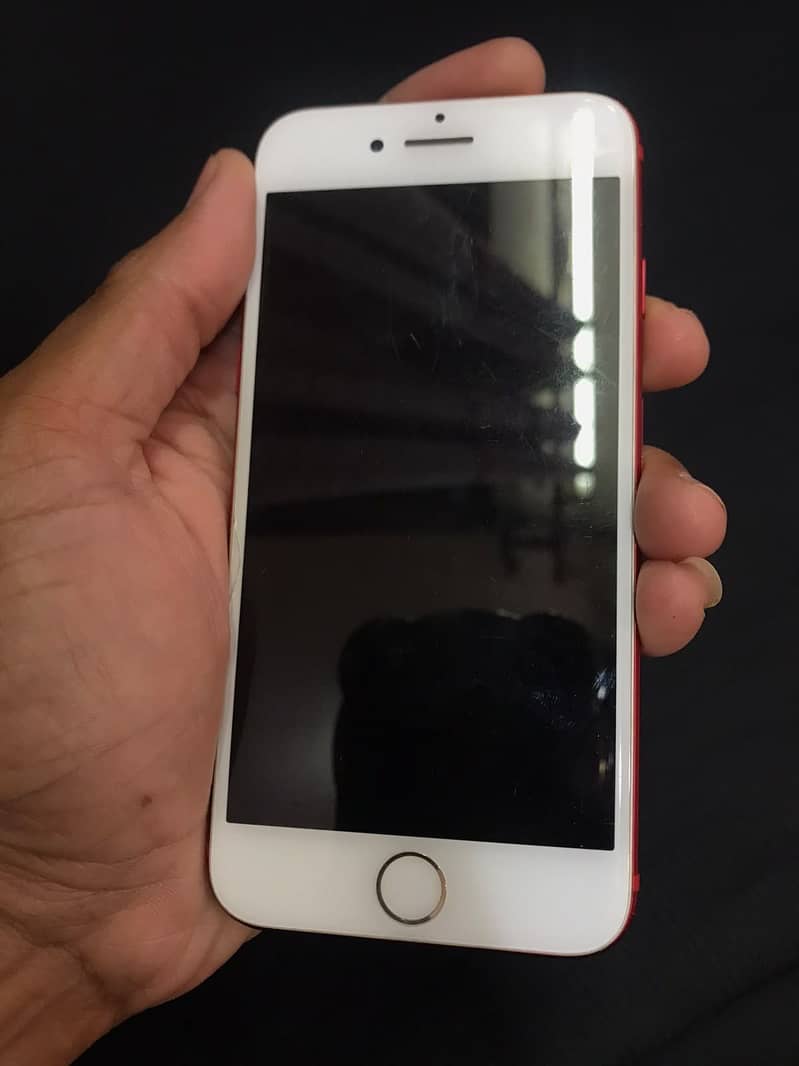 Apple iPhone 7 3