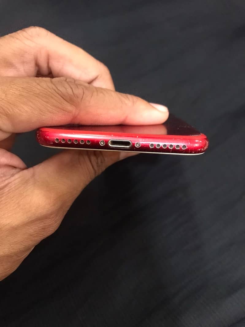 Apple iPhone 7 4