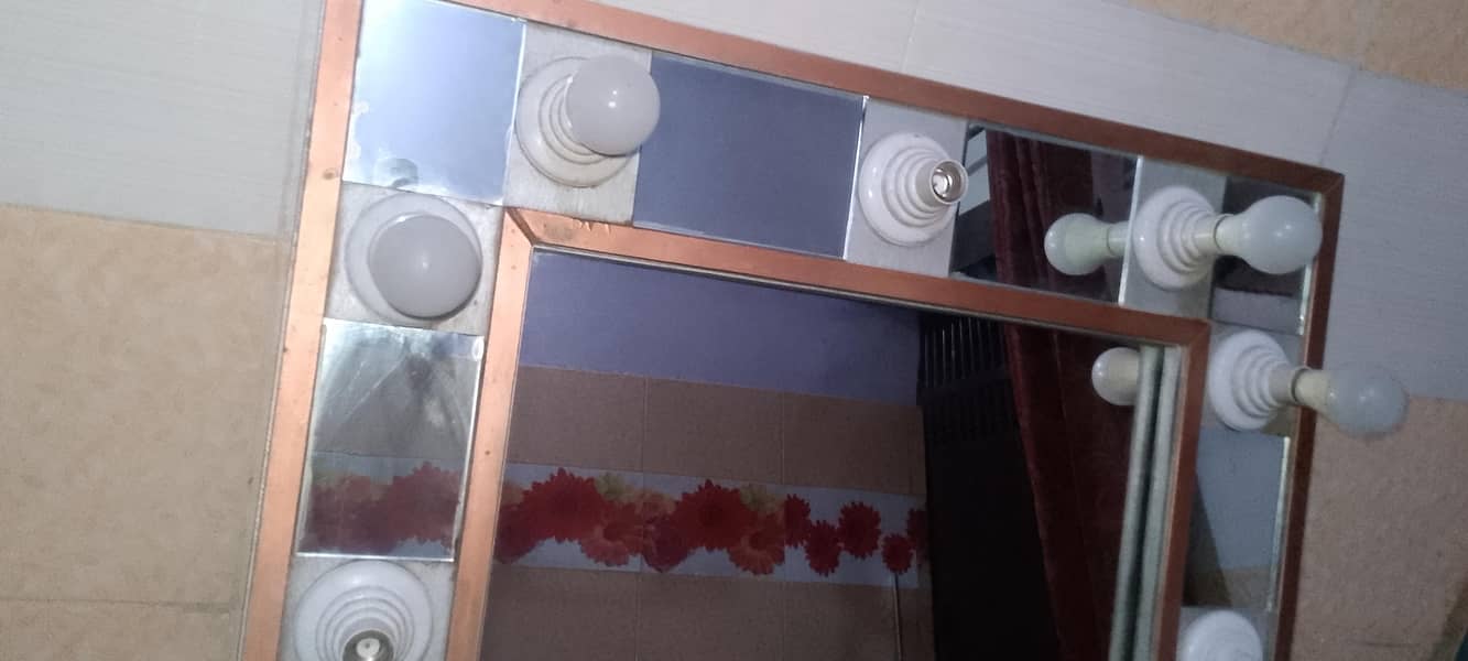 light Mirror 4