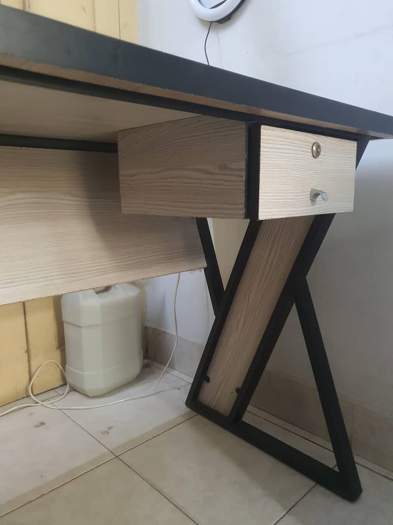 Office Side Table 4