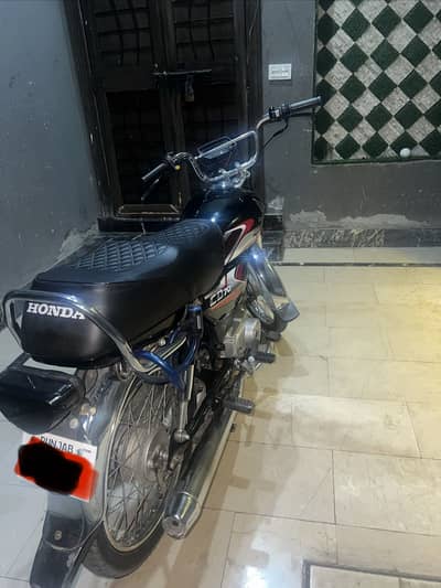 Honda CD 70 2025