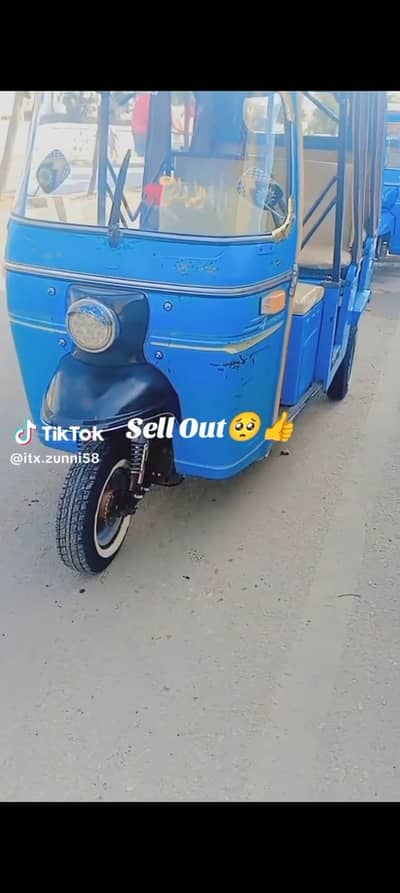 6 seater Chingchi Rickshaw For Sale – Achi Condition