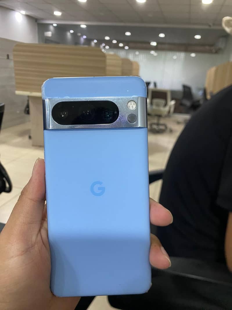 Google Pixel 8 Pro 0