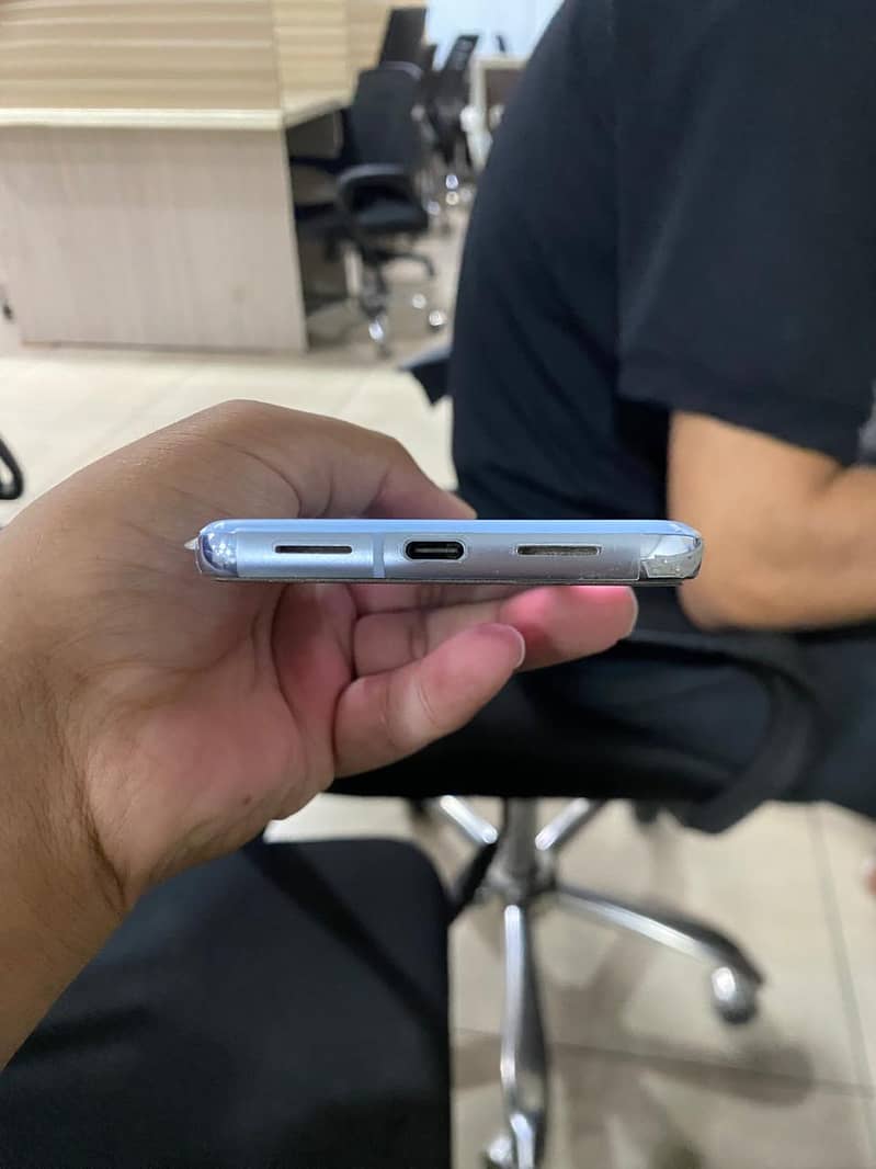 Google Pixel 8 Pro 3