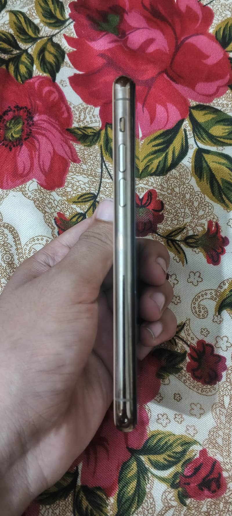 Apple iPhone 11 Pro 3