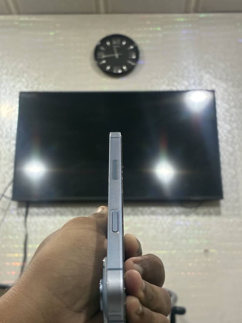 Apple iPhone 14 plus 3