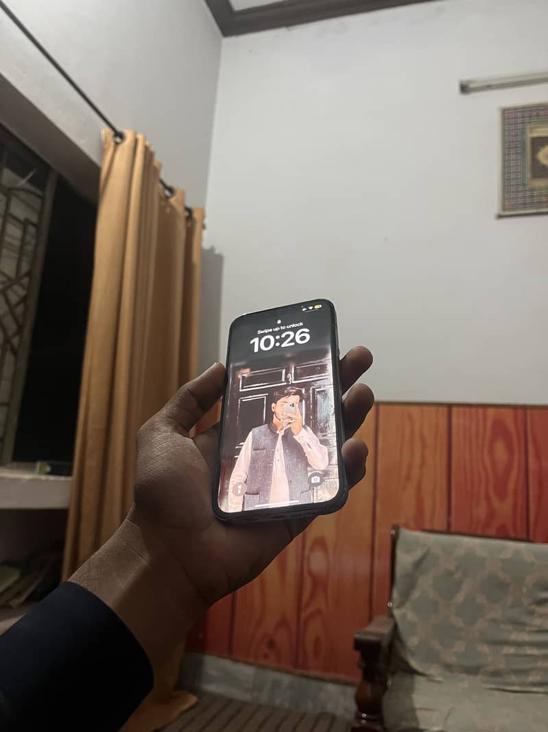 Apple iPhone 13 1