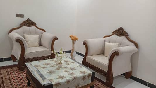 Pure Chinioti Custom-Made 5-Seater Sofa Set – 10/10 Brand New (Unused)