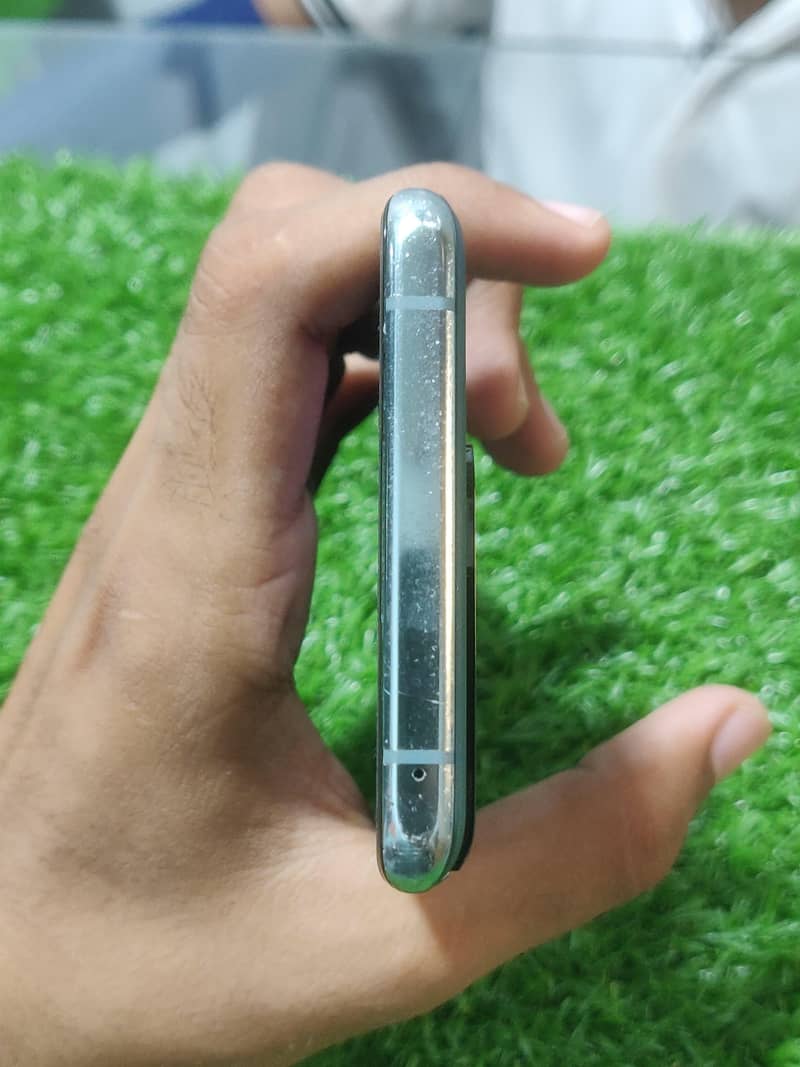 One Plus 10 Pro 12