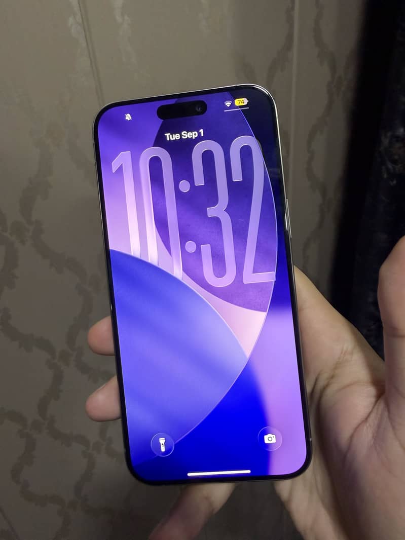 Apple iPhone 15 Pro Max 1