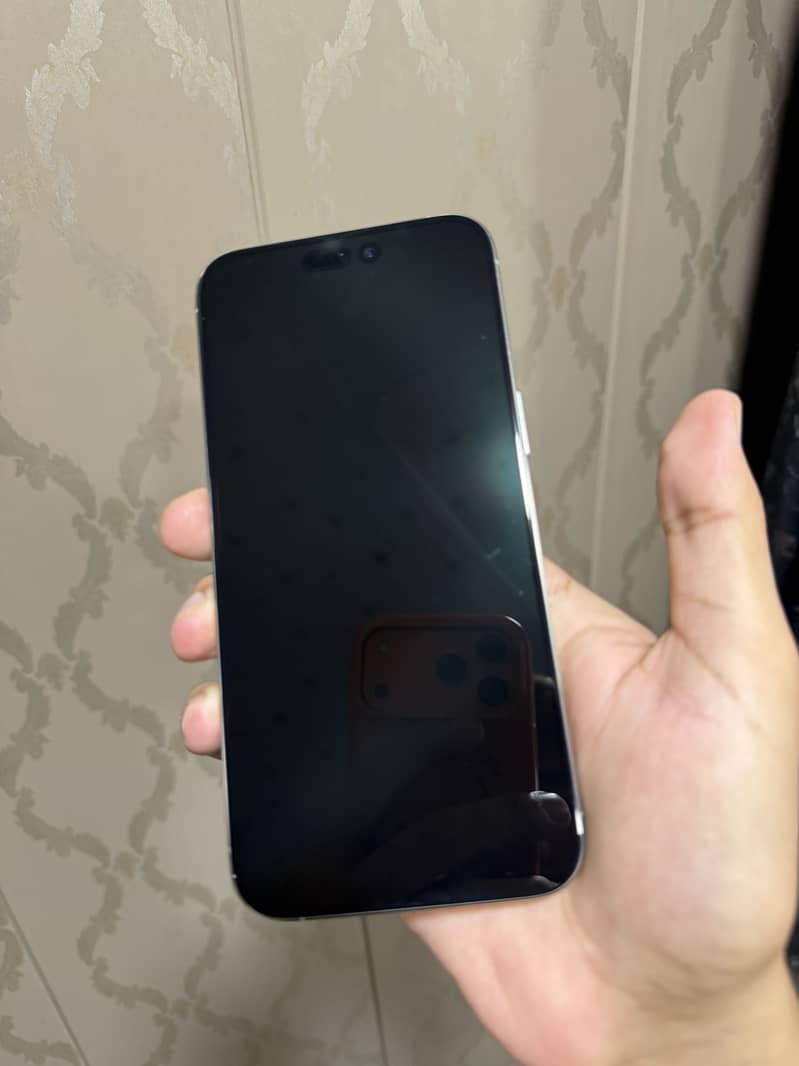 Apple iPhone 15 Pro Max 5