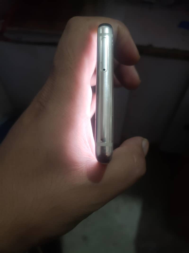 Samsung Mobile Note 8 2