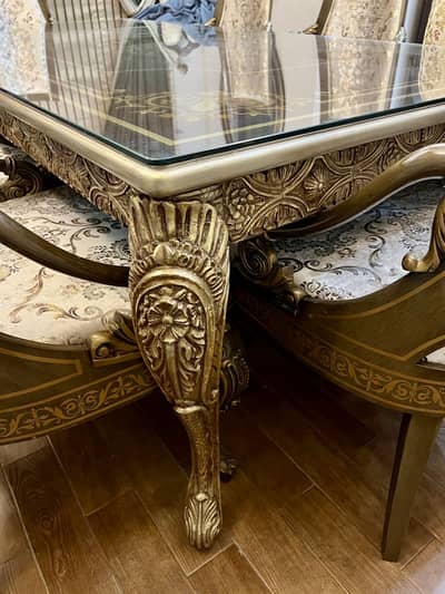 Luxury Wooden Dining Table-7 Chairs-Condition 10/10