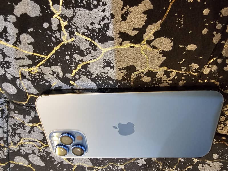 iPhone 12 pro max 5