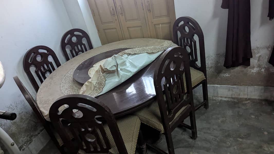 Dining table with chairs 1