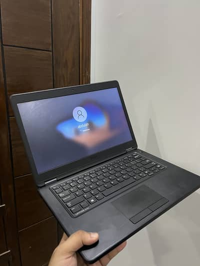 Dell latitude 5450 core i5 5th generation 8/128