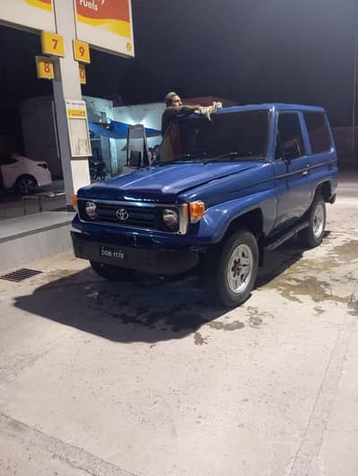 Toyota Land Cruiser 1988