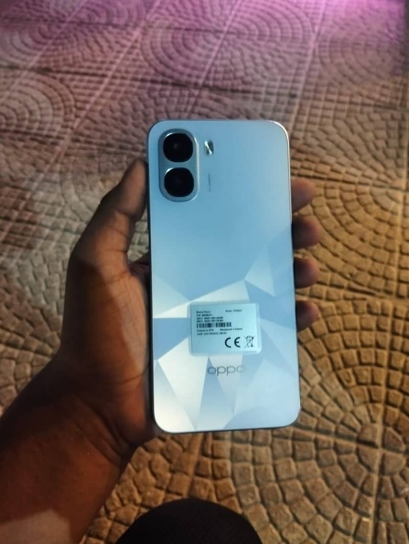 OPPO A6k 0