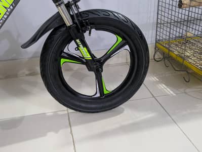 kid cycle size 18 2 se 3 mahine chale hui hai condition new03373123229