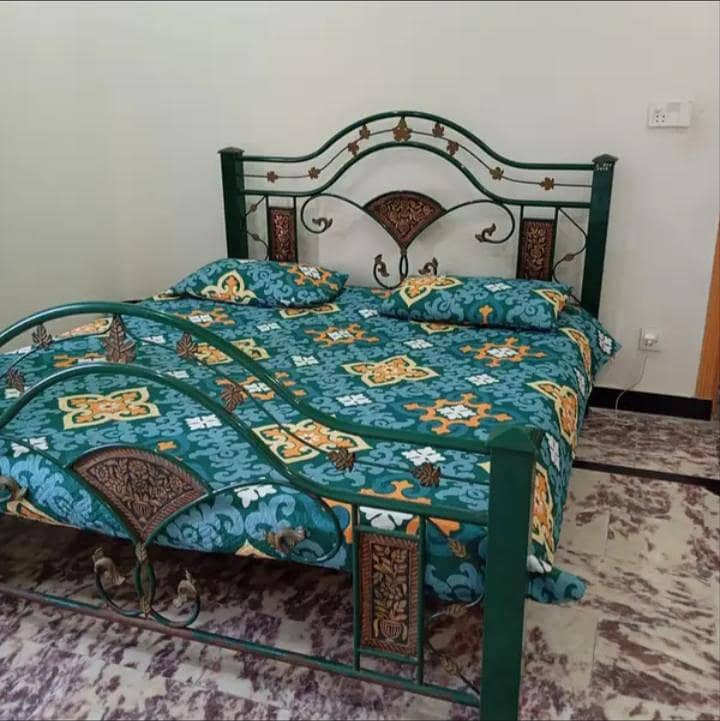 Iron Bed 0