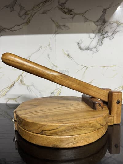 Wooden roti maker bigger size