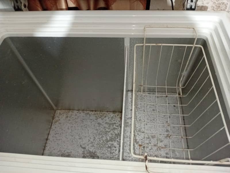 d freezer 0