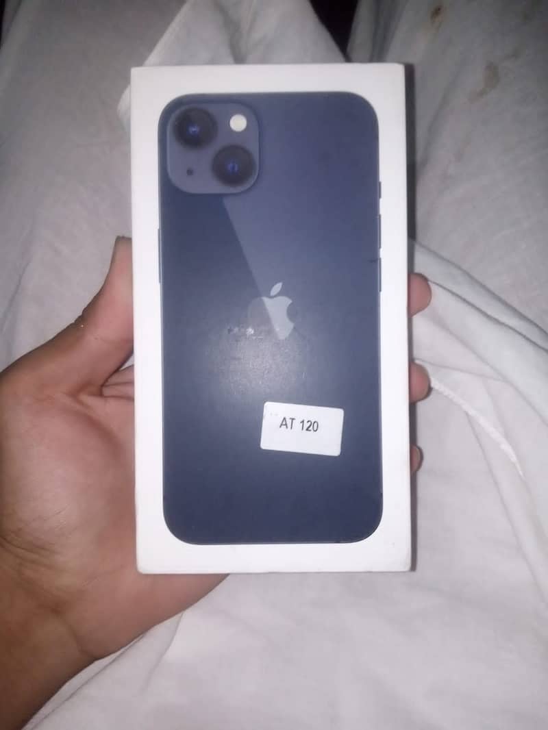 Apple iPhone 13 5