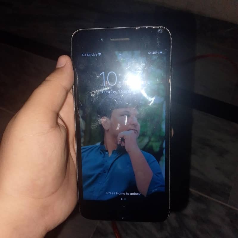 Apple iPhone 7 Plus 2