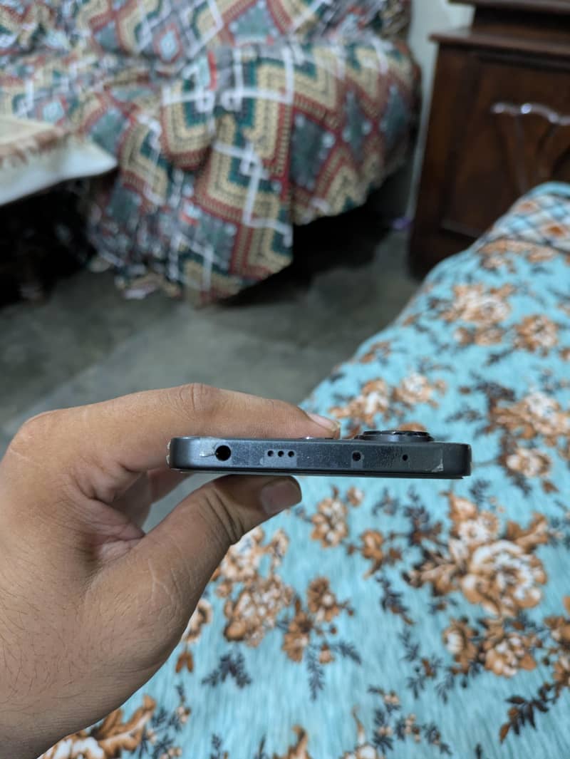Xiaomi Redmi Note 13 7