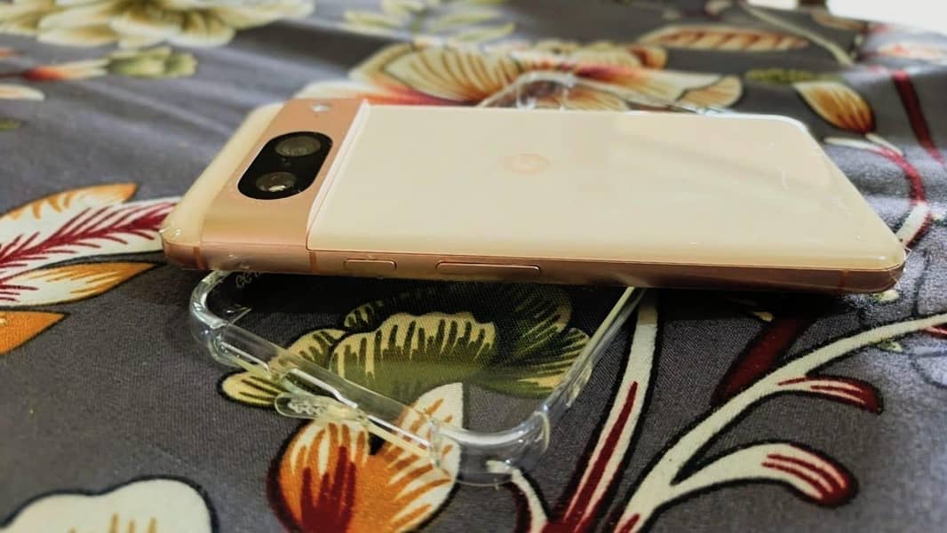 Google Pixel 8 0