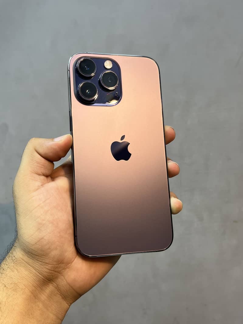 iPhone 14 Pro Max 0