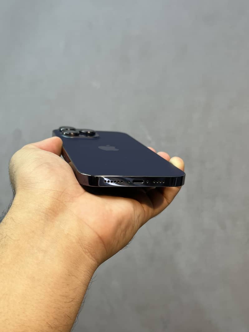 iPhone 14 Pro Max 6