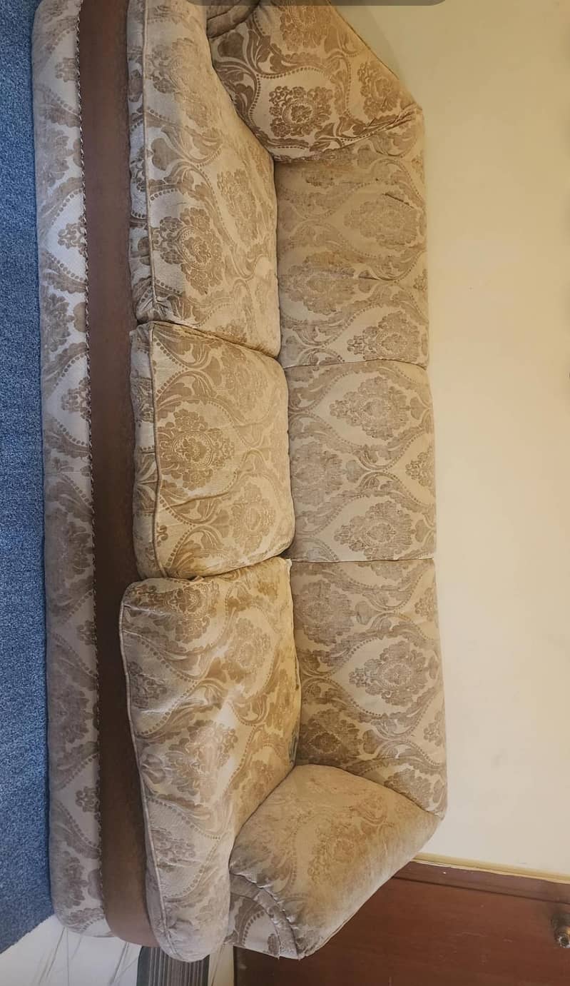 sofa set for sell 1