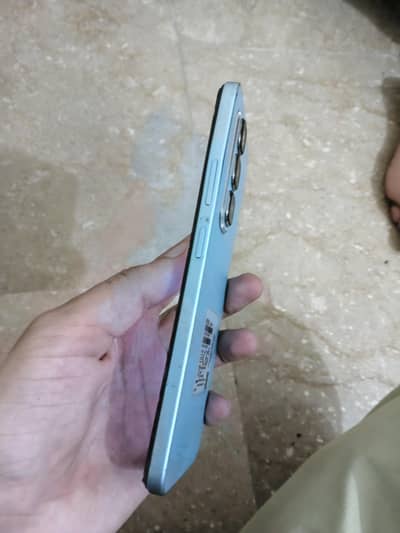 Infinix hot 50 pro 8.128 box +chgr