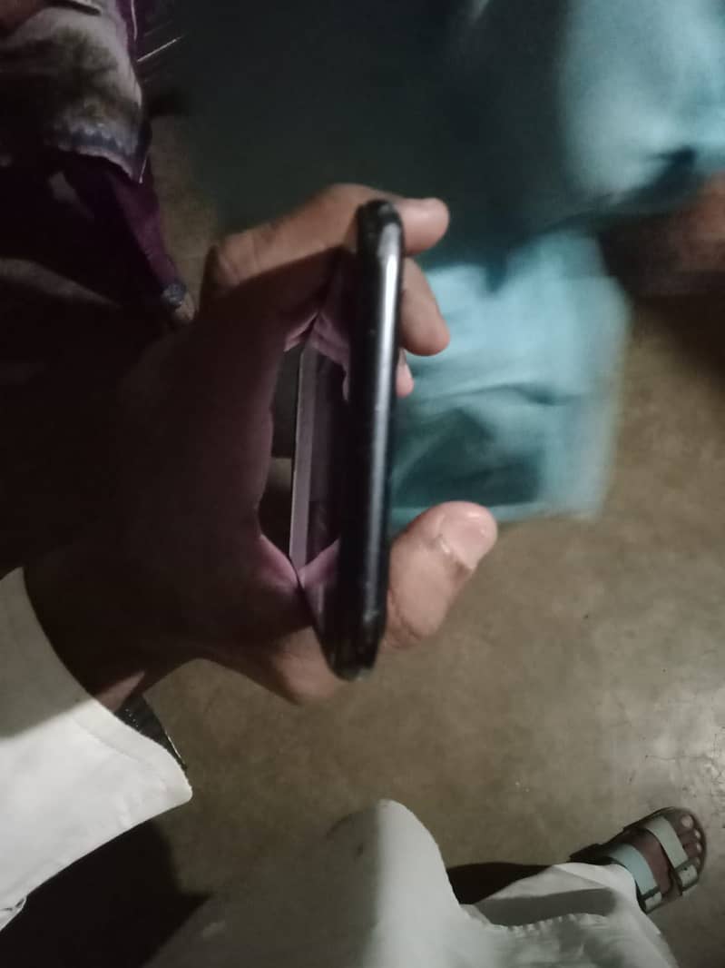 Apple iPhone 7 Plus 3