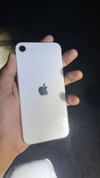Apple iPhone SE