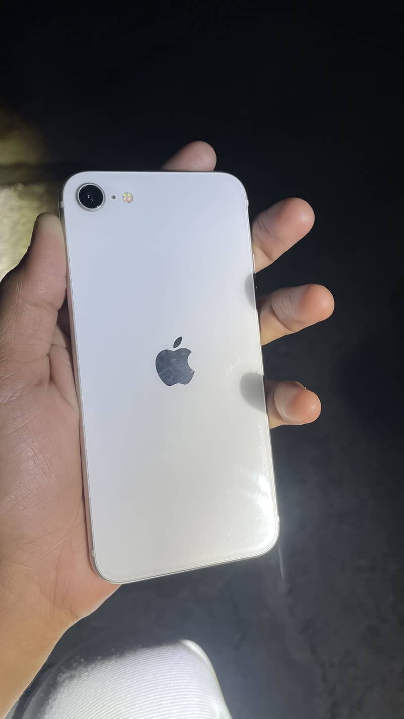 Apple iPhone SE 0