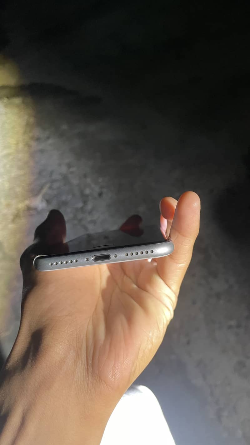 Apple iPhone SE 1