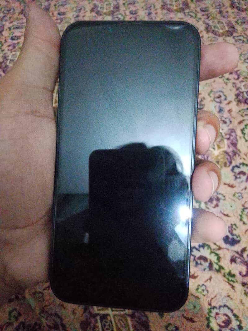 Apple iPhone 13 3
