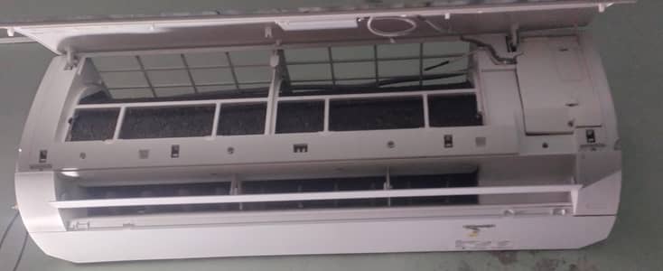 Haier 1.5ton split inverter AC used