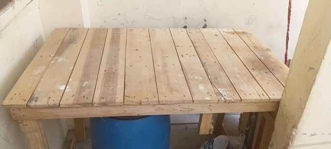Tailor Cutting Table