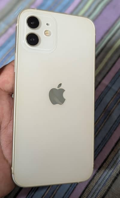 Apple iPhone 12