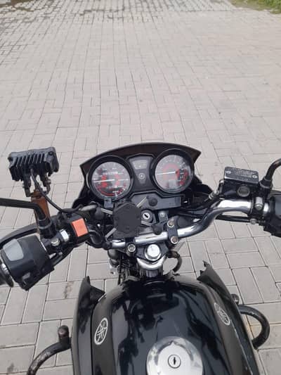 ybr 2016 model