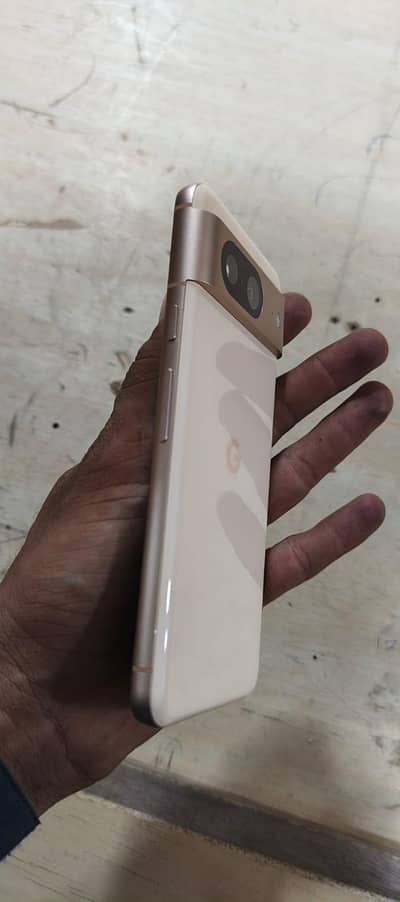 Google Pixel 8